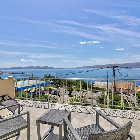 Apartmani Ana Senj  Eksteriør bilde
