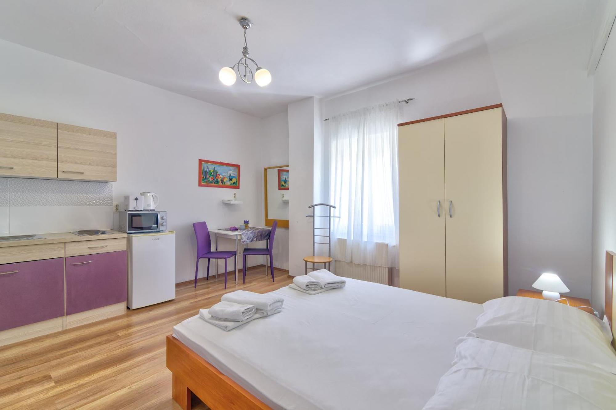 Apartmani Ana Senj  Eksteriør bilde