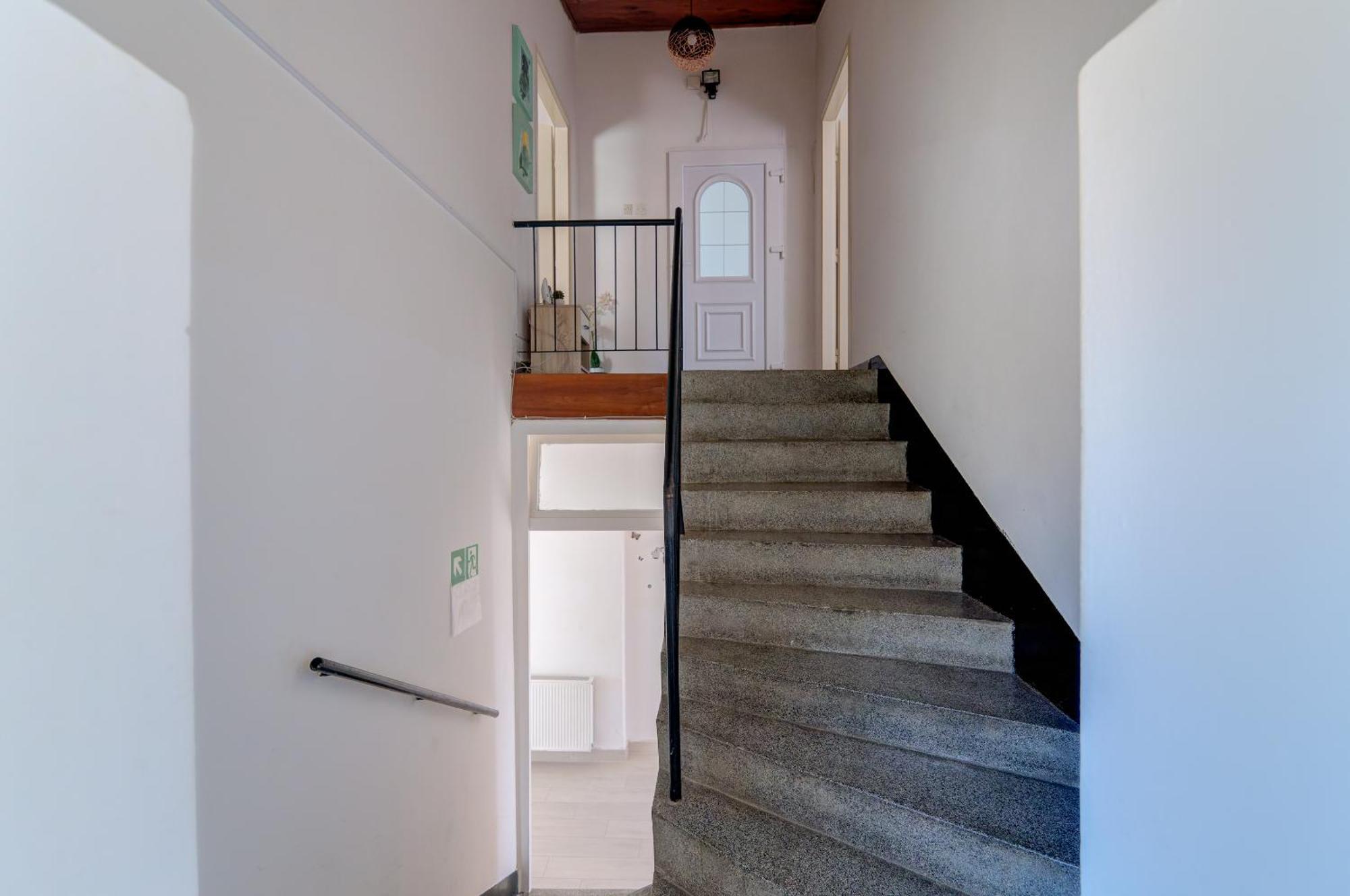 Apartmani Ana Senj  Eksteriør bilde